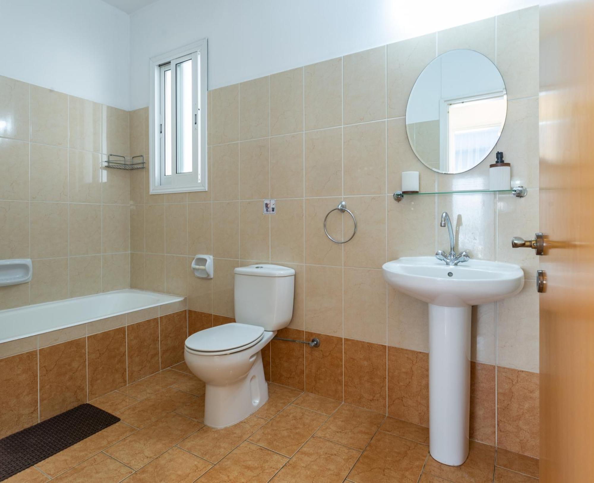 Beautiful One Bed Apartment In Пафос Екстер'єр фото