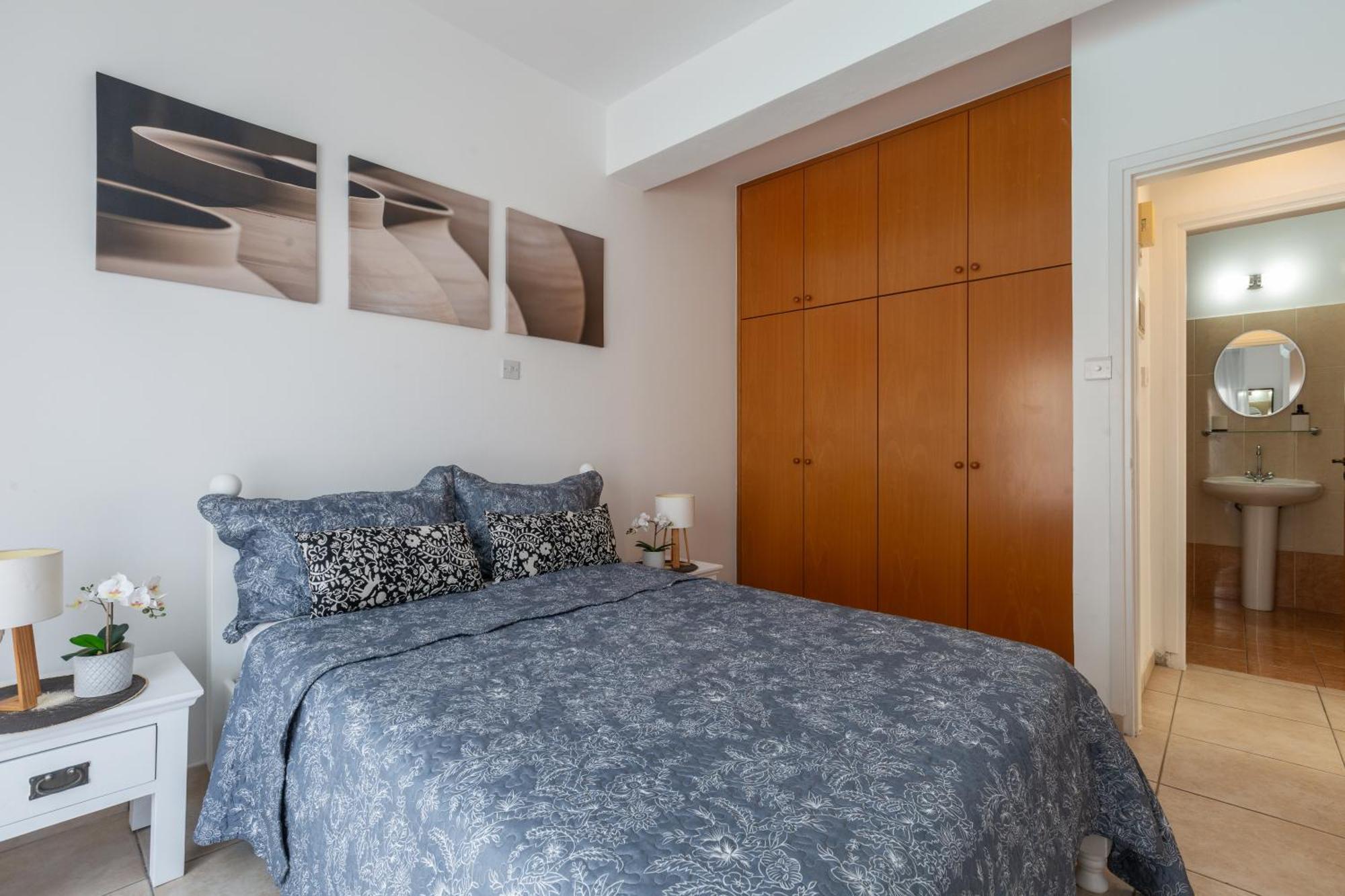 Beautiful One Bed Apartment In Пафос Екстер'єр фото